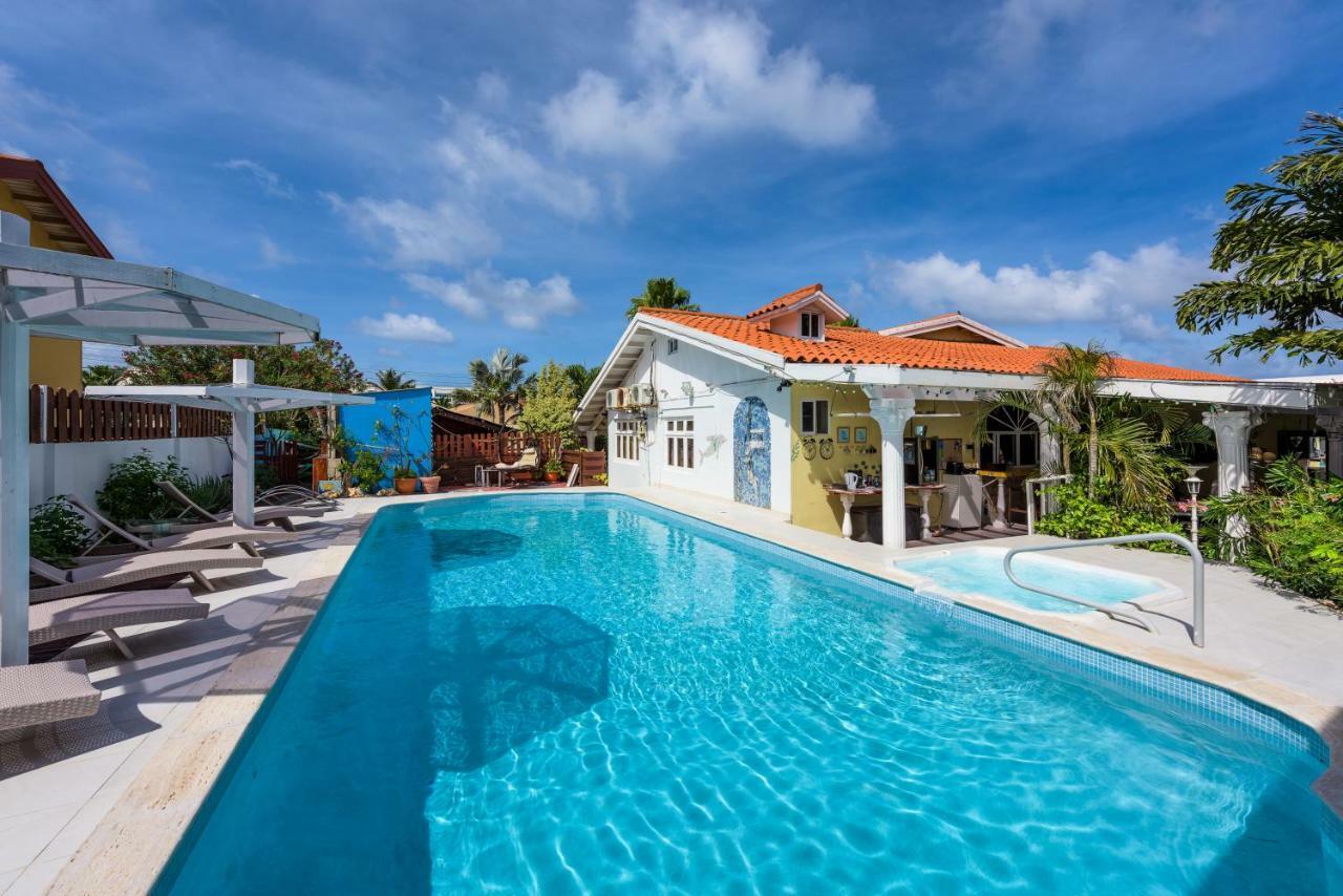 Sunflower Villa Studios Palm Beach Exteriér fotografie